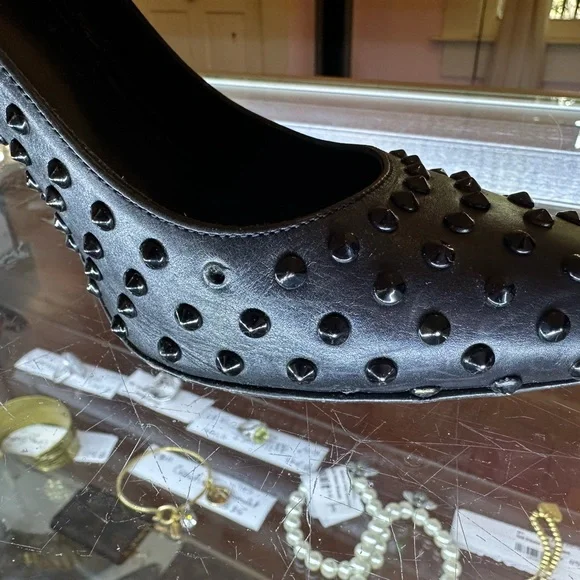 Saint Laurent black on black leather studded heels